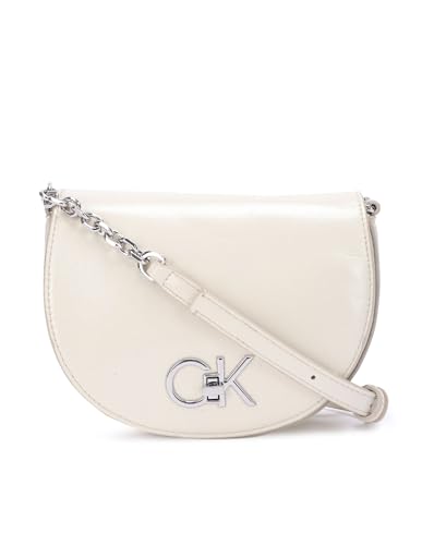 Calvin Klein Damen RE-Lock Saddle Bag Mini Saffiano K60K609878 Crossovers, Weiß (Ecru) von Calvin Klein