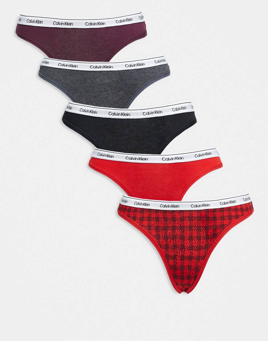 Calvin Klein - Icon Logo - 5er-Pack Tangas in Schwarz/Grau/Burgunderrot/Schottenkaro-Rot mit Markenlogo-Bunt von Calvin Klein