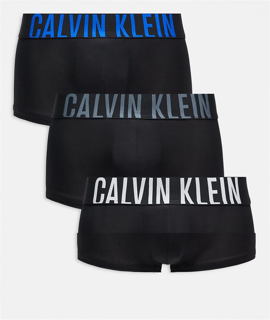 Calvin Klein - Intense Power - 3er-Pack Mikrofaser-Unterhosen mit niedrigem Bund in Schwarz mit Logo-Bund in Grau/Blau-Bunt von Calvin Klein