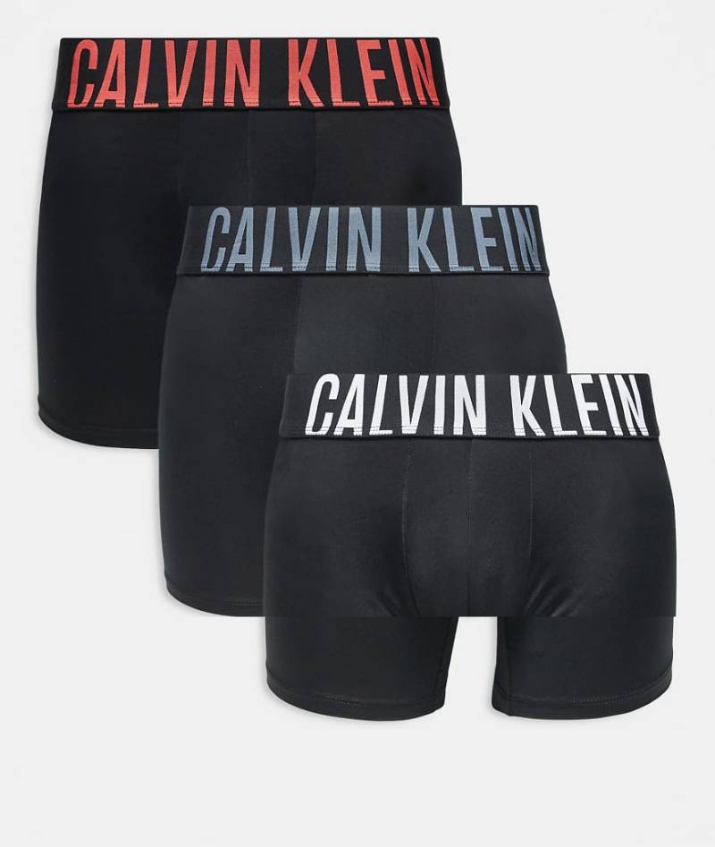 Calvin Klein - Intense Power - 3er-Pack eng geschnittene Boxershorts aus Mikrofaser in Schwarz mit grauem/rostrotem Logo-Bund-Bunt von Calvin Klein