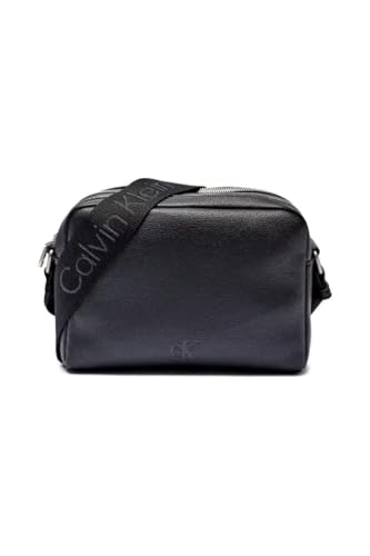 Calvin Klein Jeans Damen Over Webbing Camera BAG21 PU K60K612711 Umhängetasche, Schwarz (Black) von Calvin Klein
