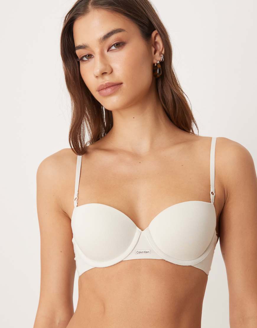 Calvin Klein - Leicht gefütterter Halbkörbchen-BH aus Baumwolle und Modal in Weiß mit Logo von Calvin Klein