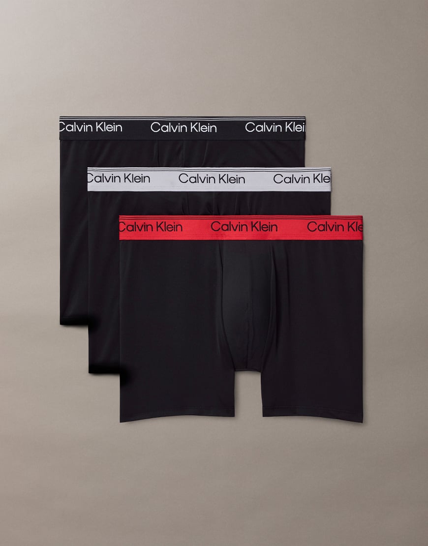 Calvin Klein - Micro Stretch - 3er-Pack eng anliegende Boxershorts in Schwarz mit Bund in Grau/Rot-Bunt von Calvin Klein