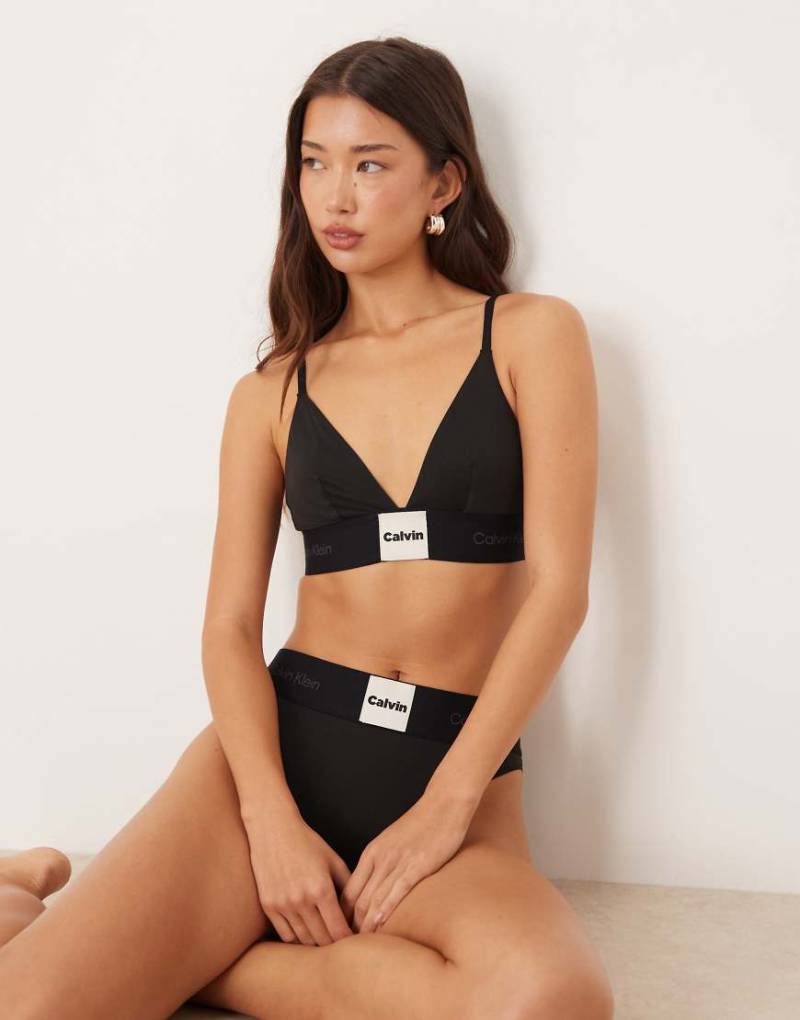 Calvin Klein - Modern Logo - Bustier in Schwarz mit Aufnäher von Calvin Klein