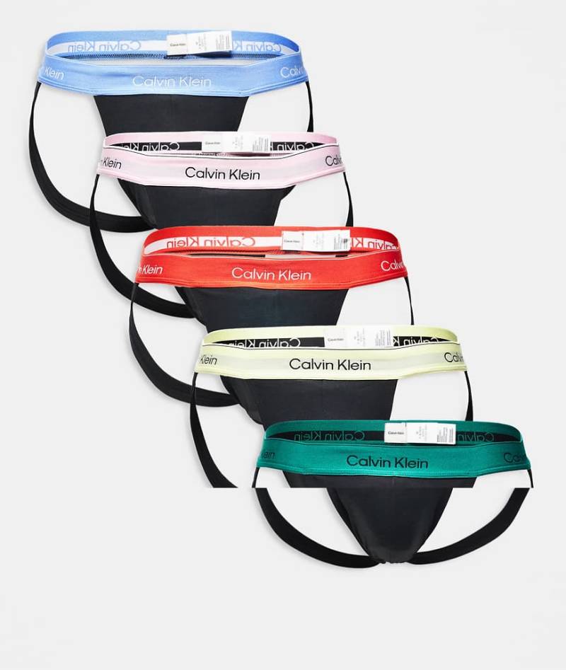 Calvin Klein - Pride - 5er-Pack Jockstraps in Schwarz mit Bund in verschiedenen Regenbogenfarben von Calvin Klein