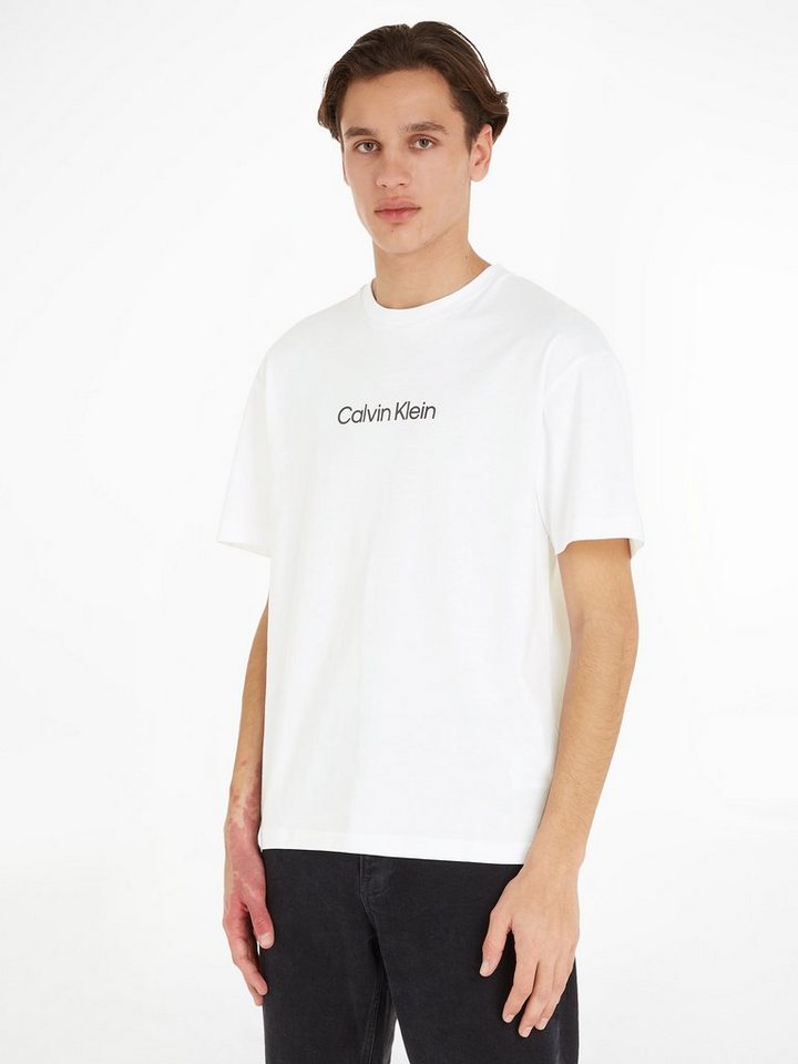 Calvin Klein T-Shirt HERO LOGO COMFORT T-SHIRT mit aufgedrucktem Markenlabel von Calvin Klein