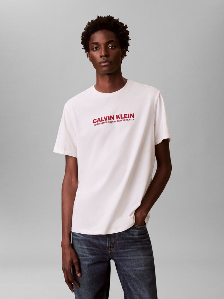 Calvin Klein T-Shirt Regular Fit, Rundhalsausschnitt, Logodruck von Calvin Klein