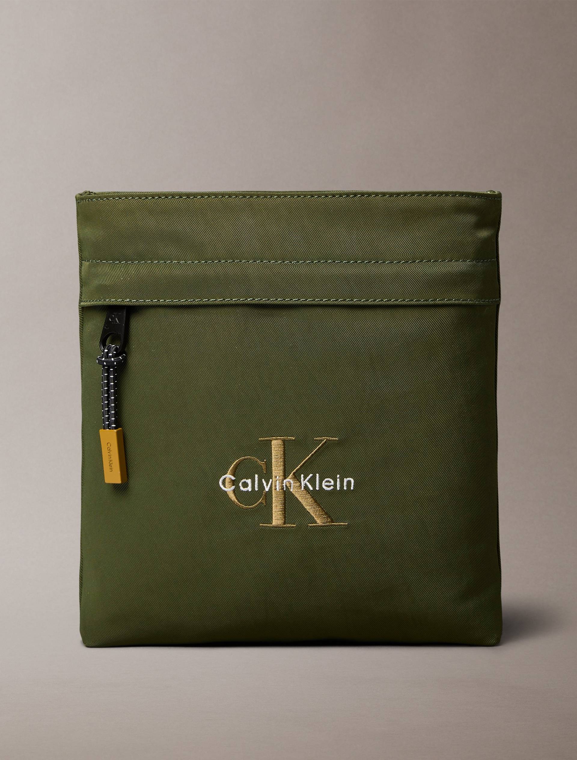 Calvin Klein Umhängetasche "BOLD FLATPACK" Crossbody Bag, Herren Schultertasche, Minibag mit CK-Logo von Calvin Klein
