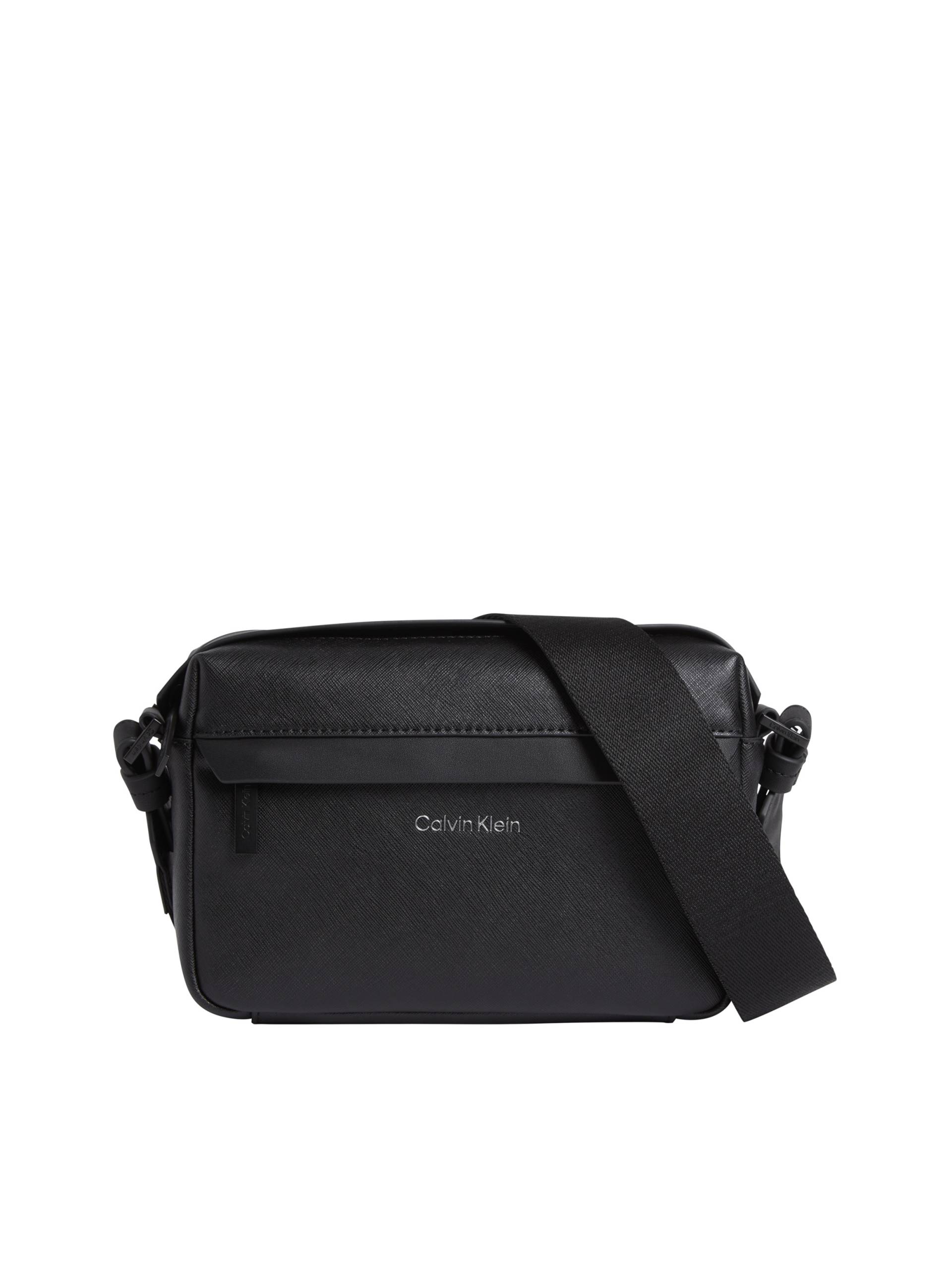 Calvin Klein Umhängetasche "CK MUST CAMERA BAG", Schultertasche, Mini Bag, Herren-Tasche mit Logo-Schriftzug Calvin Klein Umhängetasche "CK MUST CAMERA BAG", Schultertasche, Mini Bag, Herren-Tasche mit Logo-Schriftzug von Calvin Klein