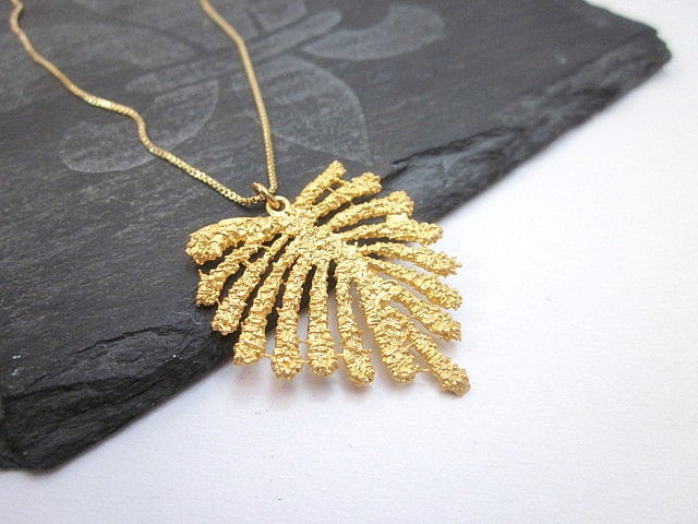 Elegante Gold Blatt Anhänger Halskette, Einfache Natur-Inspirierte Charm Schmuck, Perfektes Geschenk Für Sie Elegante Gold Blatt Anhänger Halskette, Einfache Natur-Inspirierte Charm Schmuck, Perfektes Geschenk Für Sie von CambaJewelry