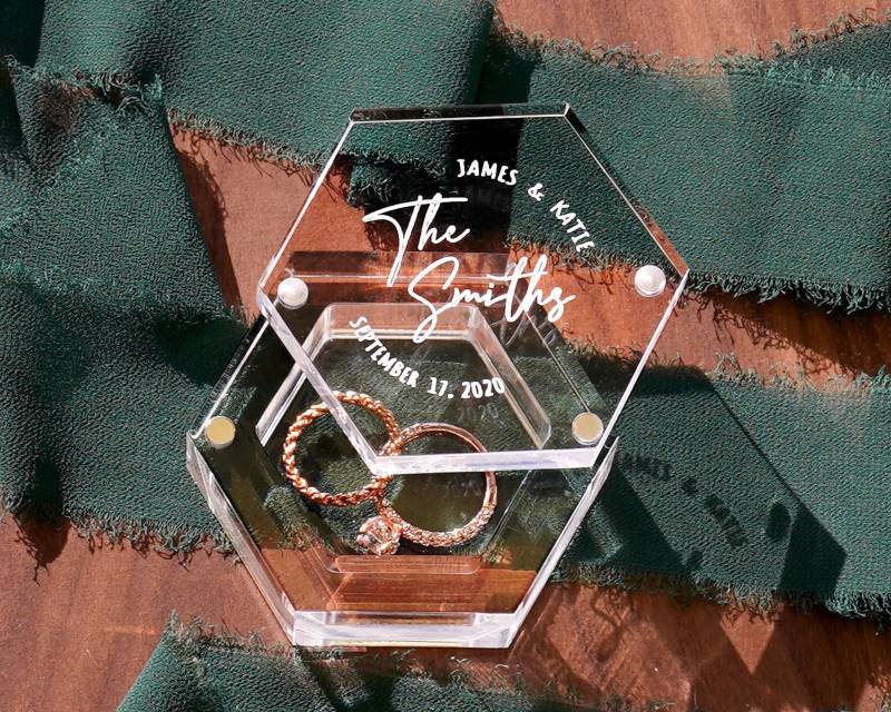 Personalisierte Hochzeit Ringbox | Ringkissen Verlobung Zeremonie Ring Box Geschenke Für Braut von CamelliaAndLove