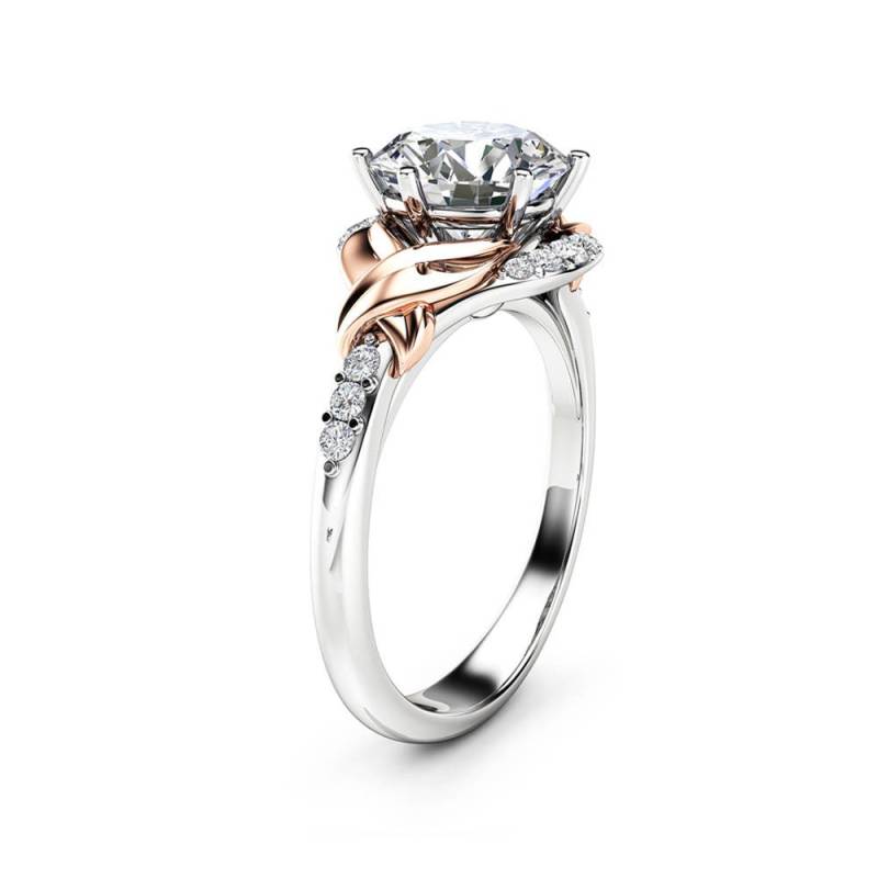 2 Karat Lab Erstellt Diamant Vintage Inspiriert Verlobungsring Hochzeit 14K Two Tone Gold von CamelliaJewelry