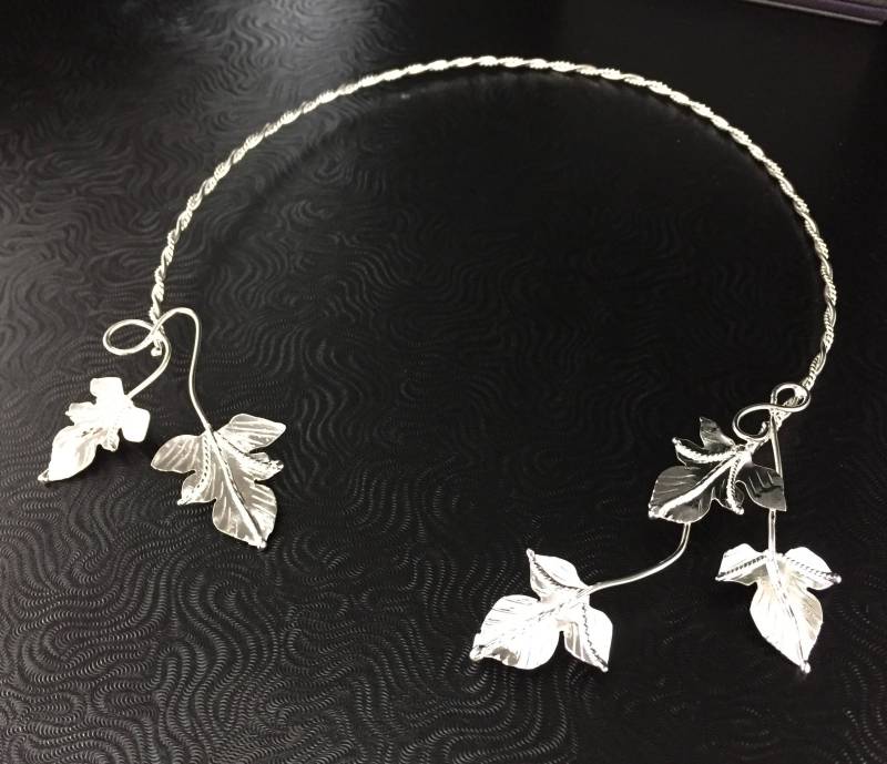 Wald Blatt Efeu Hals Torc, Elfen Halskette, Boho Rustikal Herbst Sterling Silber Schmuck Blätter Und Edelstein von Camias