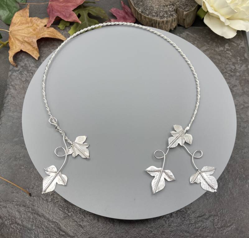 Wald Blatt Hals Ringe in Sterling Silber, Torque, Elfen Ring, Herbst Handgemachte Silber - 15 Zoll Größe von Camias
