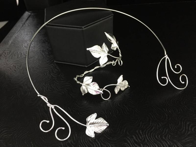 Woodland Schmuck Set in Sterling Silber, Halsring, Armband-Manschette, Efeu Blatt Hängeohrringe, Brautschmuck Handmade Ooak von Camias