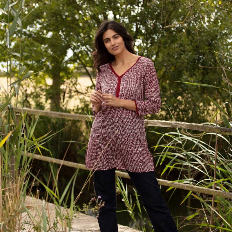 Sale Langes Kurta Top - Alle Größen Style 2 Burgundy Red Spot Design 100% Leichte Baumwolle/Tunika/3/4 Ärmel/Gemustertes Top/Sommer Sale Langes Kurta Top - Alle Größen Style 2 Burgundy Red Spot Design 100% Leichte Baumwolle/Tunika/3/4 Ärmel/Gemustertes Top/Sommer von CamillaCostello