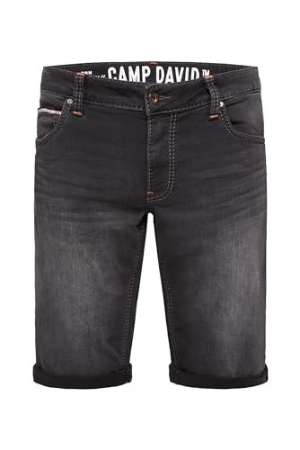 Camp David Herren CO:NO Skater Shorts aus Sweatmaterial Black Used Jogg 33 von Camp David