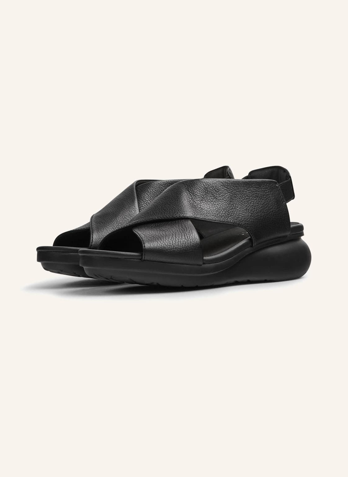 Camper Plateau-Sandalen Balloon schwarz von Camper