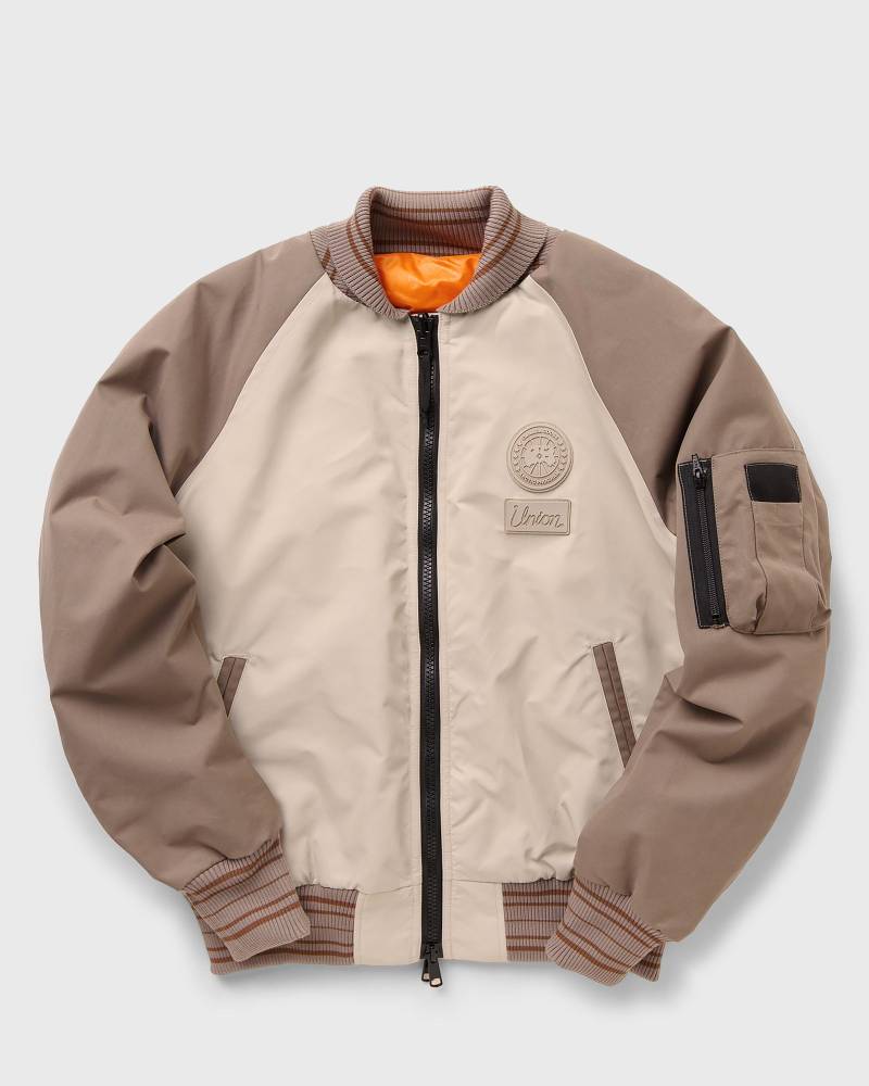 Canada Goose NBA with UNION Bullard Bomber men Bomber Jackets orange|beige in Größe:L von Canada Goose