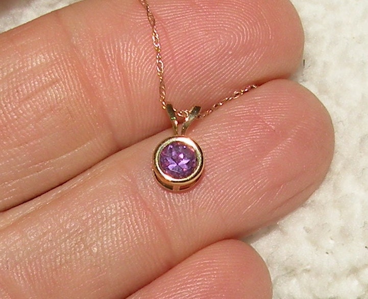 10Kt Amethyst Anhänger Mit Kette von Candiesthings