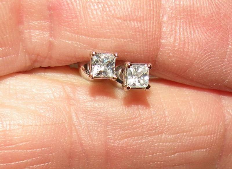 14Kt - .76Tcw Echter Prinzessin Weißer Saphir von Candiesthings