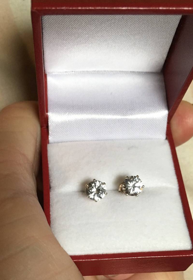 2Tcw Weiß Saphir Ohrstecker von Candiesthings