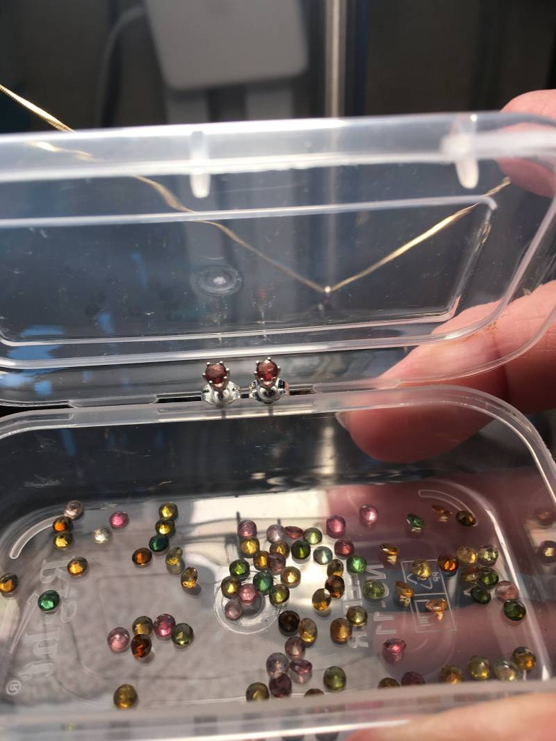 Kleine Tourmaline-Ohrringe von Candiesthings