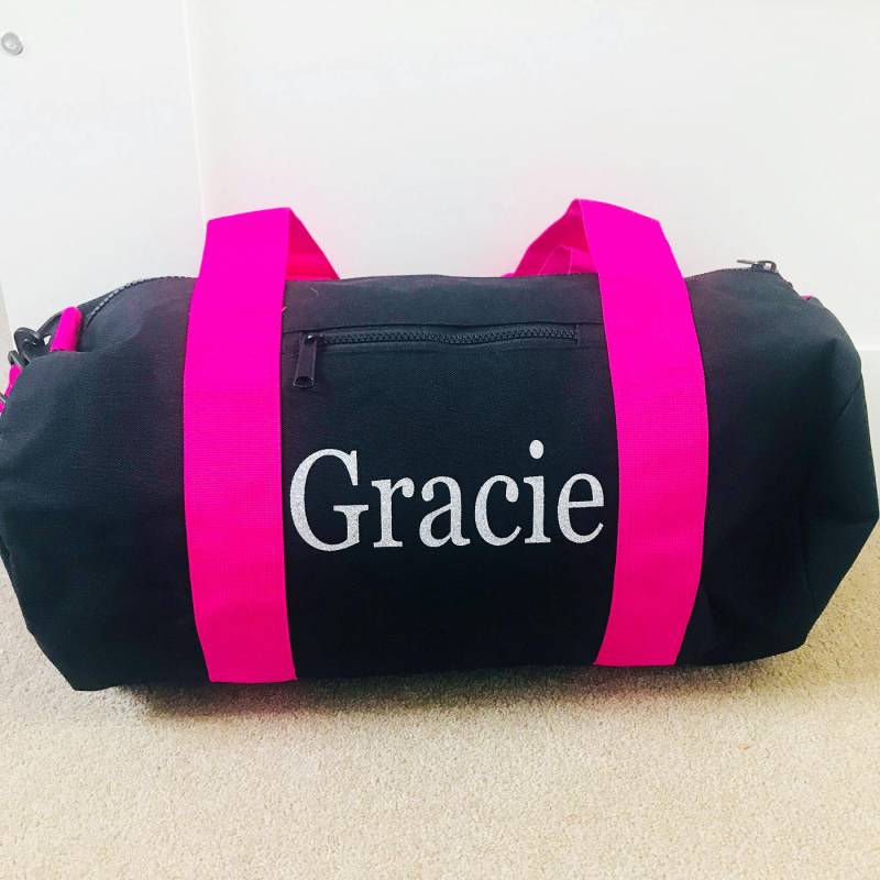 Mädchen Gymnastiktasche/Sporttasche Pink Aqua Schwarz Geschenk Für Geburtstagsgeschenk Personalisiert 1126 Mädchen Gymnastiktasche/Sporttasche Pink Aqua Schwarz Geschenk Für Geburtstagsgeschenk Personalisiert 1126 von CandyBowsuk