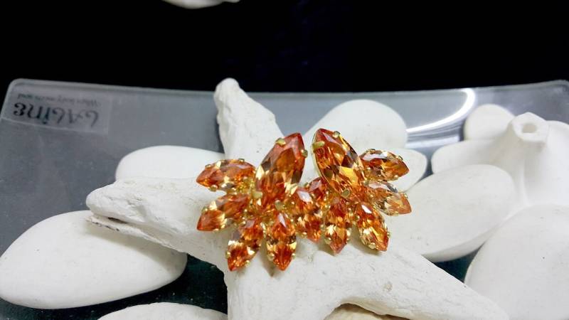 Verkauf Gold Studs, Champagner Ohrringe, Swarovski Ohrringe Braut Beiträge, Brautjungfern Pfirsich-Stollen von CandyCrystalsJewelry