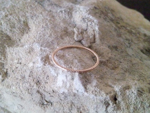 14K Gold Filled Seilring Gedrehtes Stacking Band von CandySimpleJewelry
