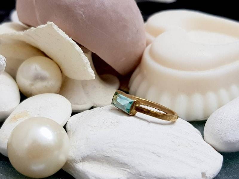 Aquamarin Ring 14K Gold Filled Rechteckiger Stapelring von CandySimpleJewelry