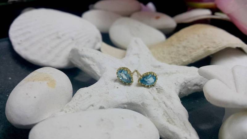 Aquamarin Tropfen Ohrringe 14K Gold Fill Ohrstecker | 4 X 6 Mm von CandySimpleJewelry