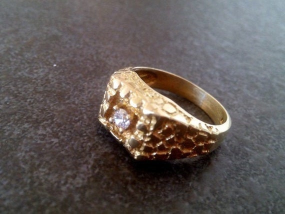 Gehämmerter 14K Gold Filled Ring Quarz Unisex Band von CandySimpleJewelry