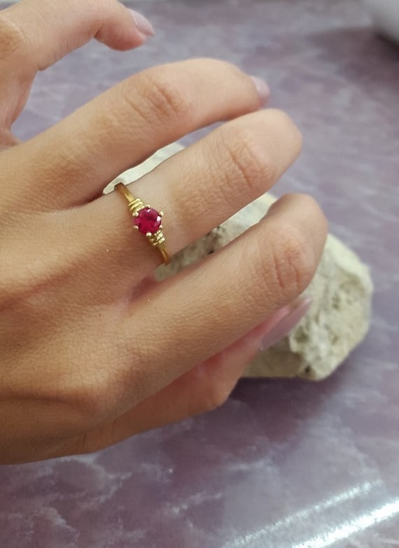 Kleiner Labradorit Ring von CandySimpleJewelry