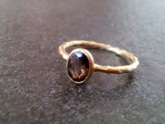 Rauchquarz Ring 14K Gold Filled Stacking Ring von CandySimpleJewelry