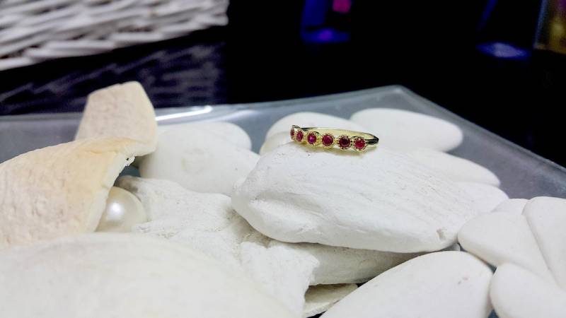 Rubin Stacking Ring 14K Gold Filled von CandySimpleJewelry