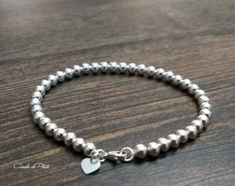5-mm-Kugelarmband Aus 925Er Silber. Perlenarmband Sterlingsilber Mit Einem Kleinen Herzanhänger 5-mm-Kugelarmband Aus 925Er Silber. Perlenarmband Sterlingsilber Mit Einem Kleinen Herzanhänger von CaneladePlata