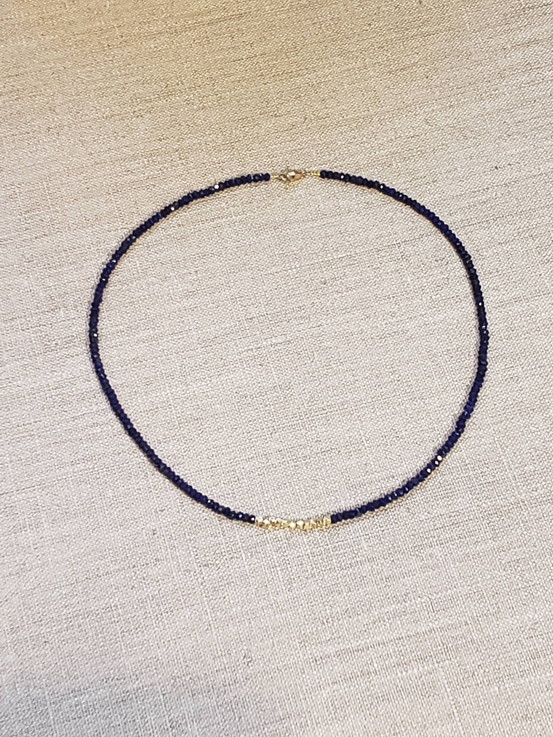 Zarte Lapis Und Goldkette Zarte Lapis Und Goldkette von CantateOculus