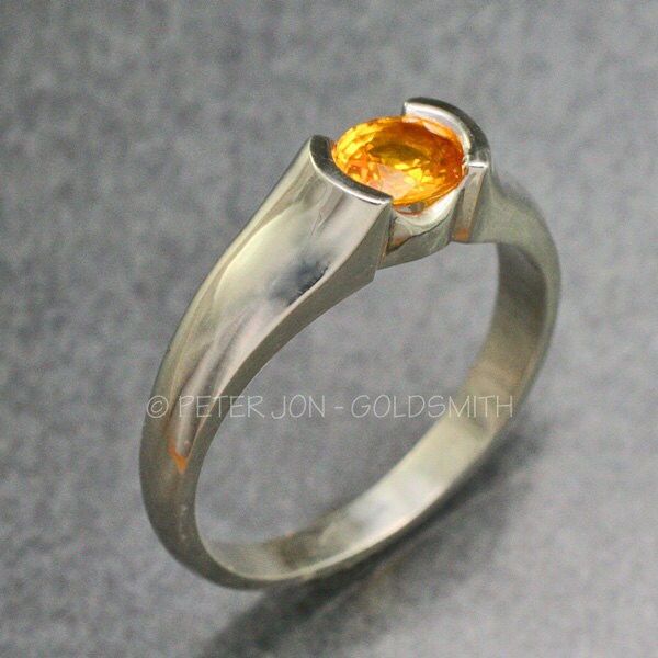 sterling, Tiefgelber Saphir, in Modernem Ring. Ehering, Verlobungsring, Geburtssteinring 35-2 sterling, Tiefgelber Saphir, in Modernem Ring. Ehering, Verlobungsring, Geburtssteinring 35-2 von CanyonGem