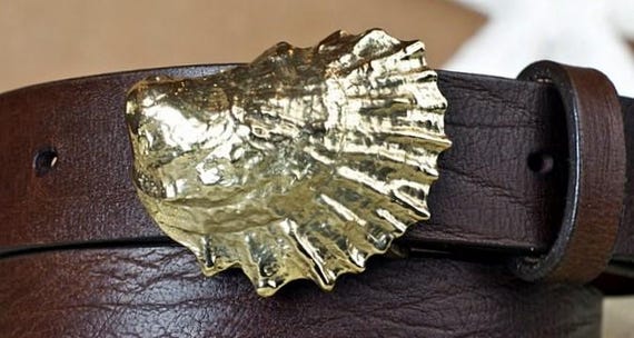 Aquinnah Tomahawk Oyster, Martha's Vineyard Schnalle Aquinnah Tomahawk Oyster, Martha's Vineyard Schnalle von CapeCodCellarLeather