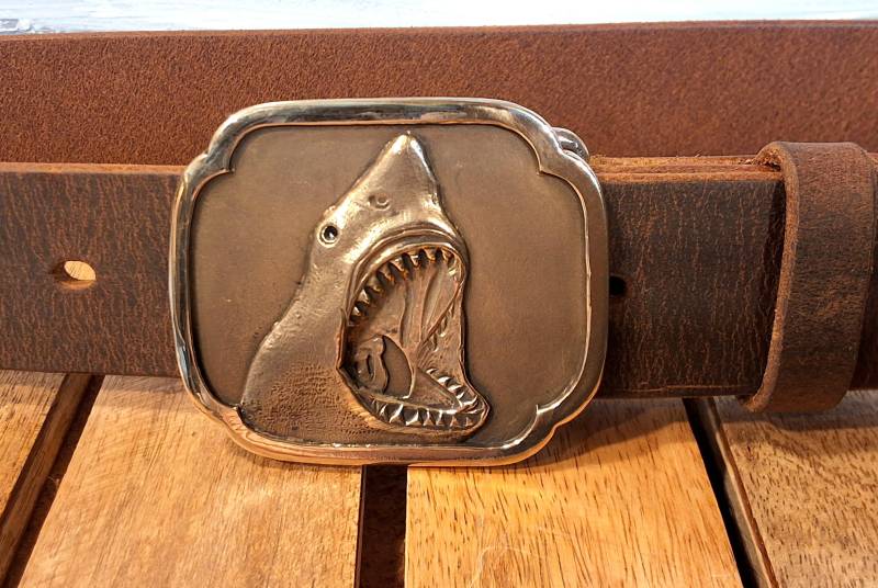 Kieferhai Schnalle Kieferhai Schnalle von CapeCodCellarLeather