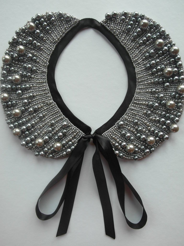 Handmade Perlenkragen, Halskette Im Vintage Stil Handmade Perlenkragen, Halskette Im Vintage Stil von Capsis