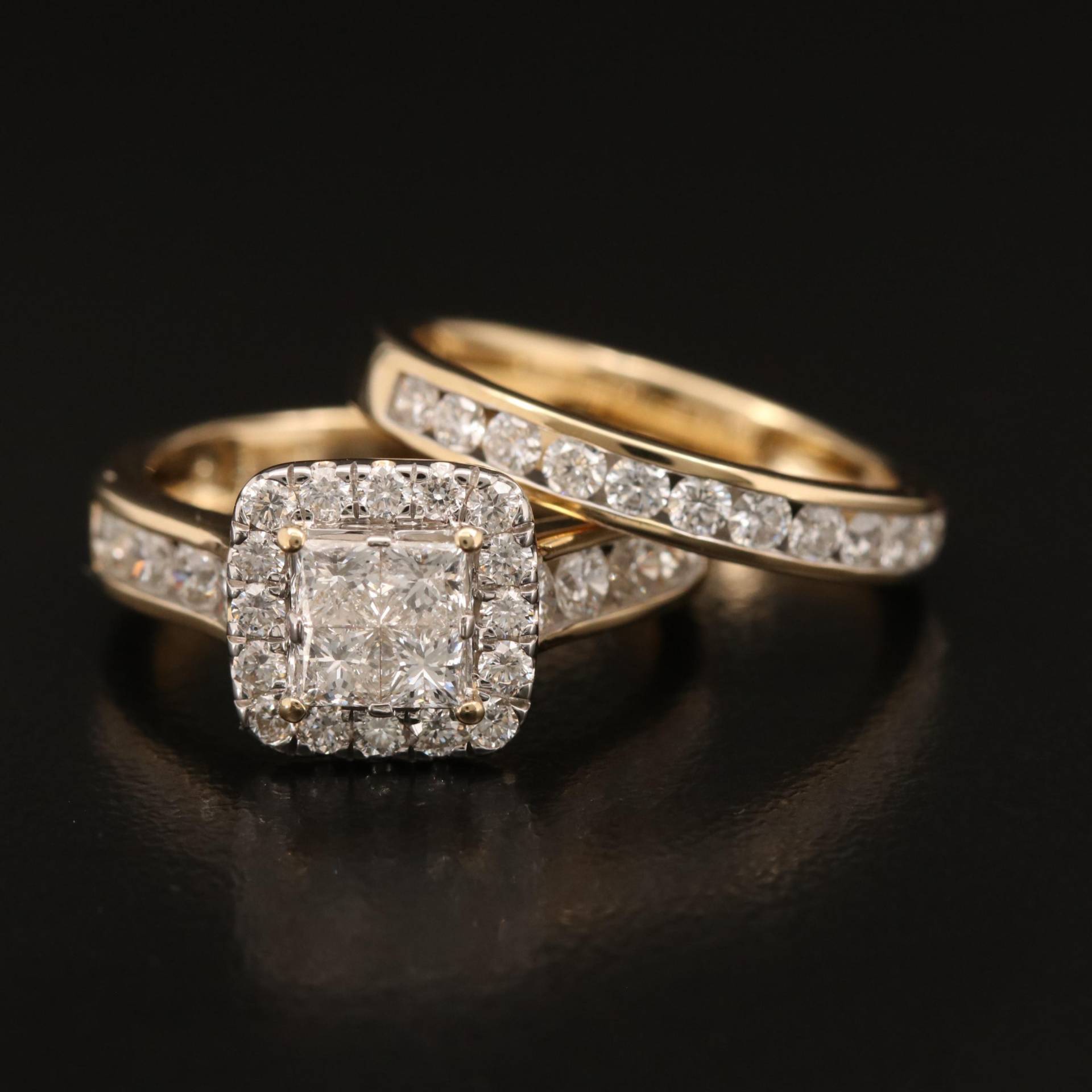 Prinzessin Halo Moissanit Verlobungsring Set, 14K Gold Brautring Vintage Diamant Eheringe Für Sie von CaratDrive
