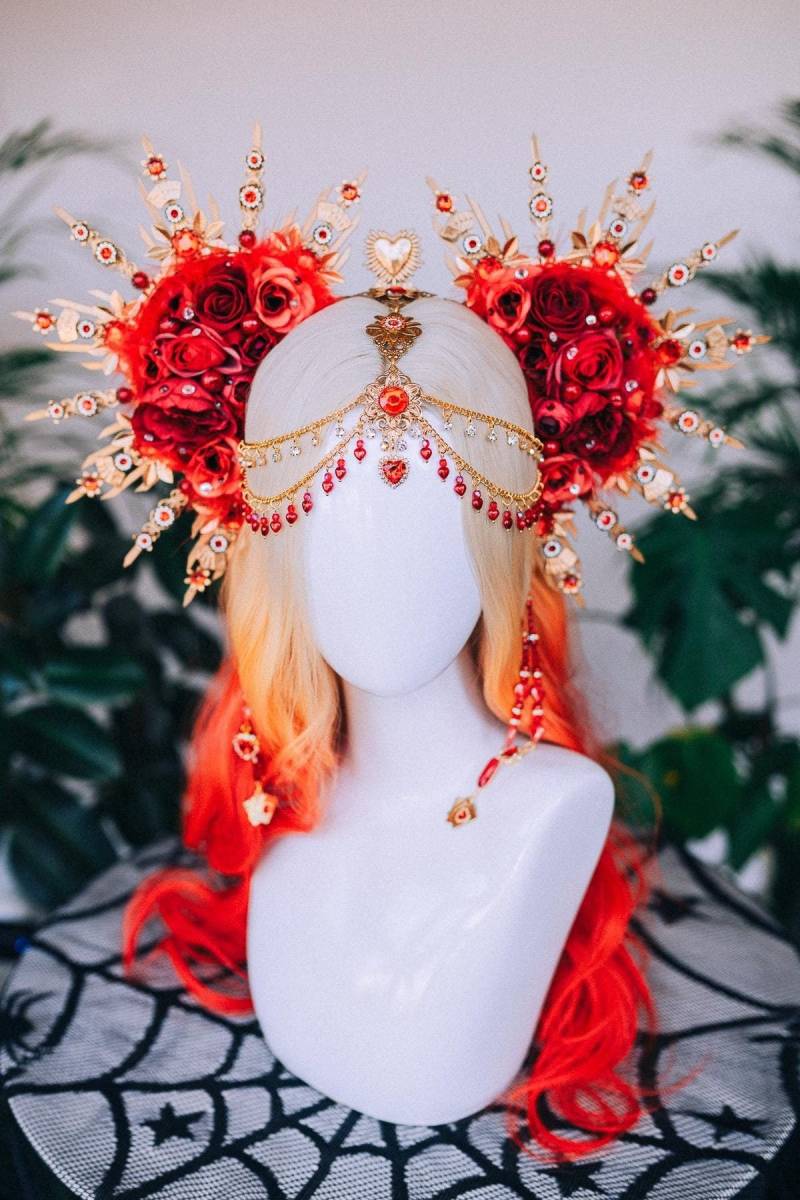 Herzkönigin Krone Alice Im Wunderland Rote Rose Headpiece Fantasy Tiara Kostüm Halloween Karneval Hochzeit Festival von CarbickovaCrowns