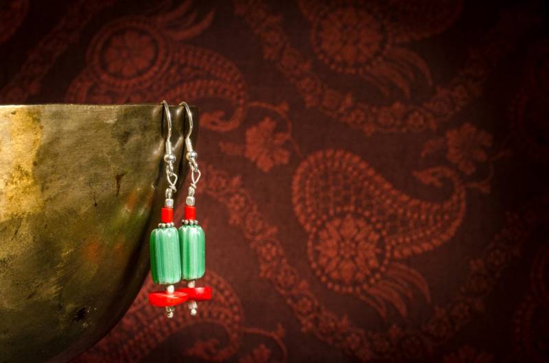 Ohrringe Grüne Chevronperle Bambuskoralle Und Silberperlen Ohrringe Grüne Chevronperle Bambuskoralle Und Silberperlen von CardAndArtShop