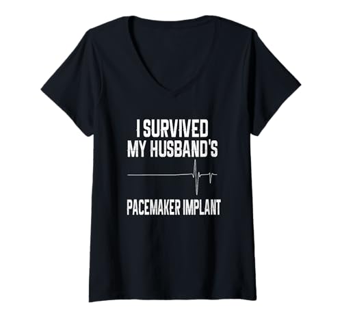 Damen Ich Habe das Herzschrittmacherimplantat meines Mannes überlebt T-Shirt mit V-Ausschnitt Damen Ich Habe das Herzschrittmacherimplantat meines Mannes überlebt T-Shirt mit V-Ausschnitt von Cardiology Support Gift