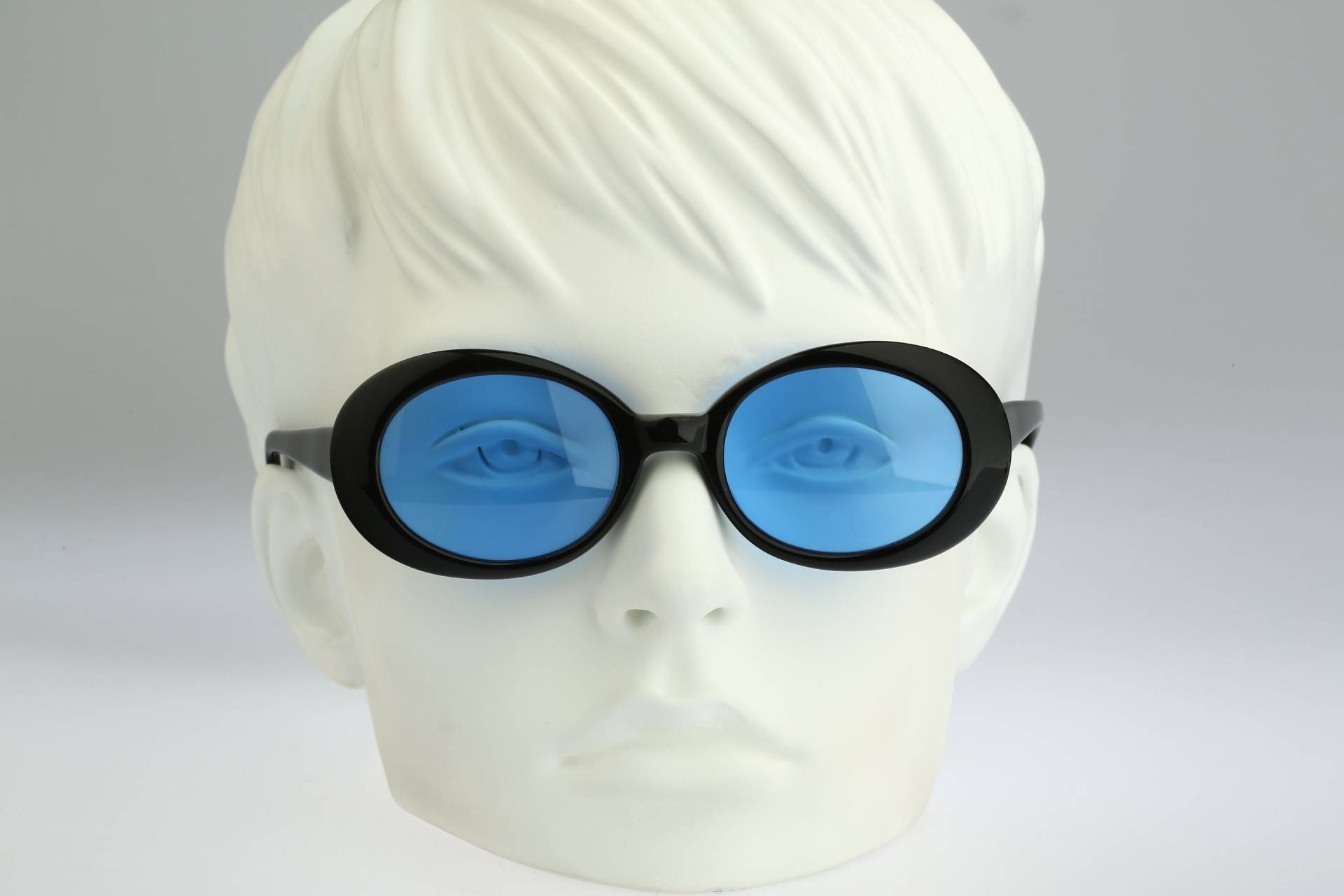 Bosani 2922 1, Vintage 90Er Jahre Blau Gläser Schwarz Oval Sonnenbrille Damen Nos von CarettaVintageCo