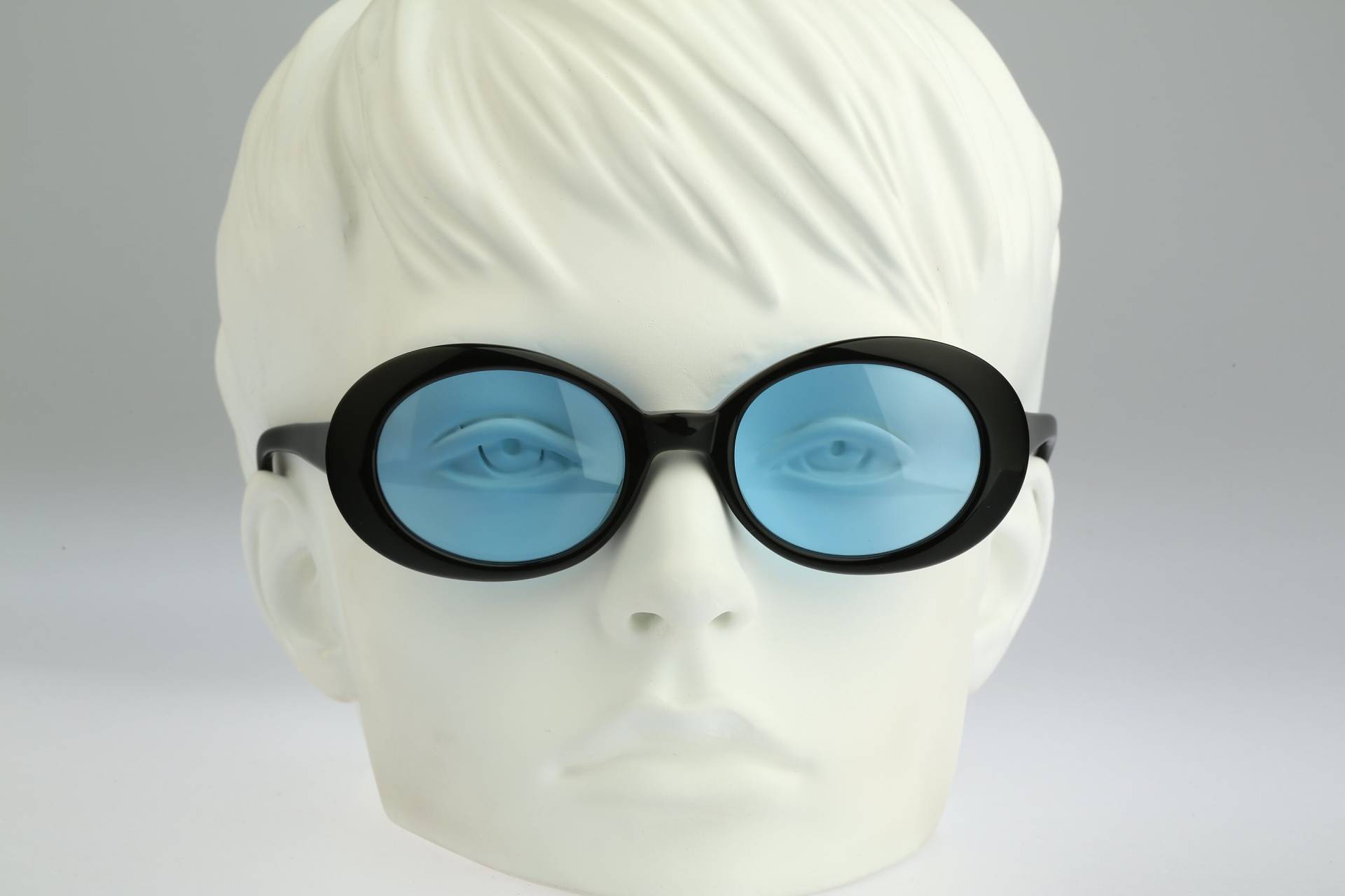 Bosani 2922 1, Vintage 90Er Jahre Blau Gläser Schwarz Oval Sonnenbrille Damen Nos von CarettaVintageCo