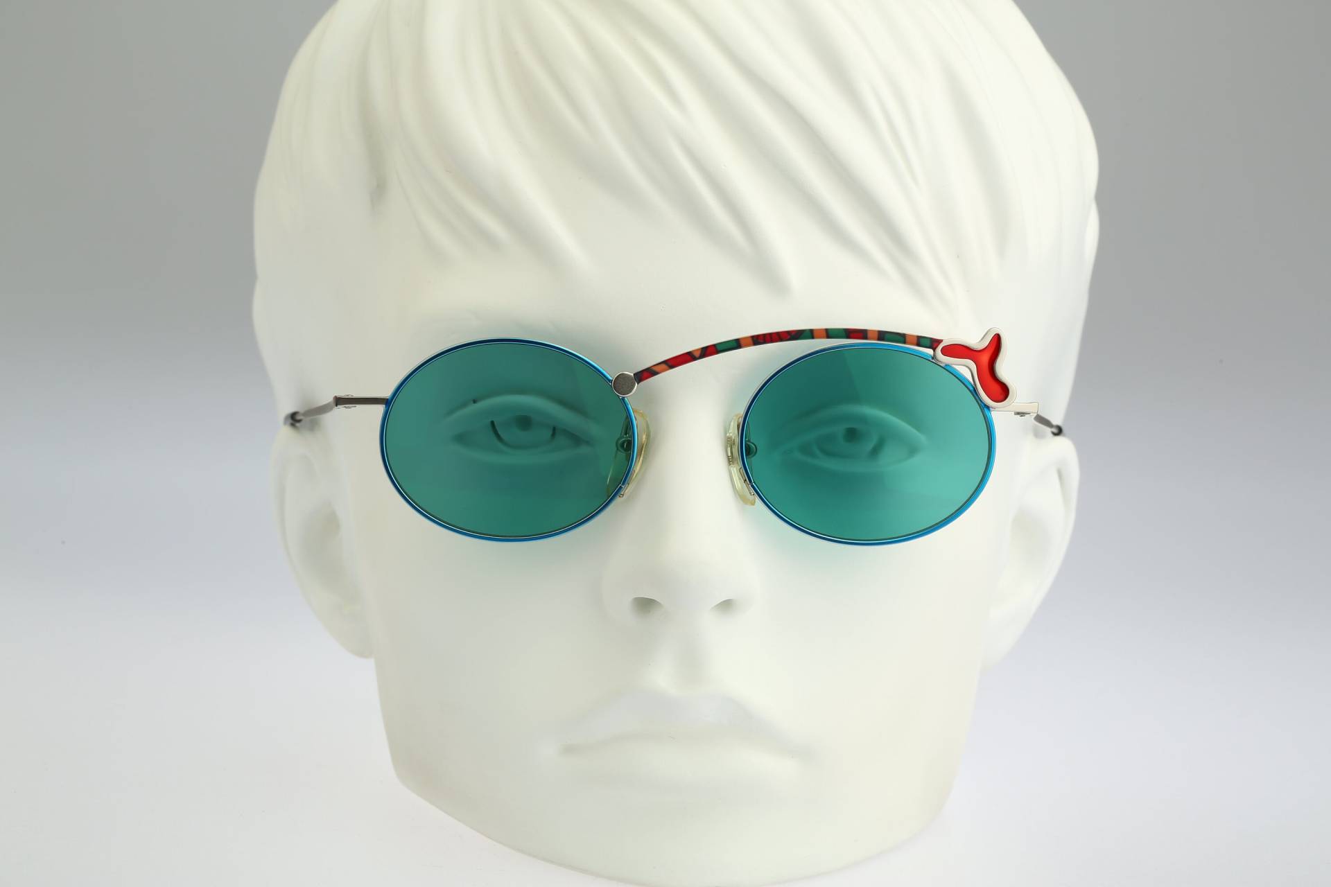 Casanova Fc-23 C-01, Vintage 90Er Unique Getönt Türkise Gläser Bunt Verrückte Ovale Sonnenbrille, Nos Casanova Fc-23 C-01, Vintage 90Er Unique Getönt Türkise Gläser Bunt Verrückte Ovale Sonnenbrille, Nos von CarettaVintageCo