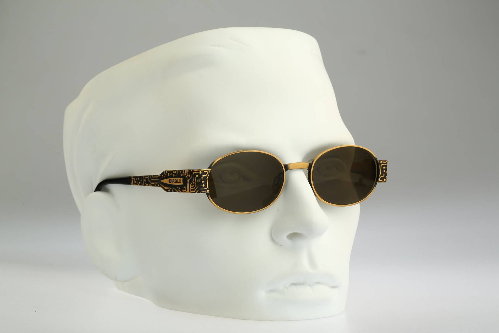 Diablo D60 944, Vintage 90Er Jahre Antik Gold Steampunk Oval Sonnenbrille Herren & Frauen, Nos von CarettaVintageCo